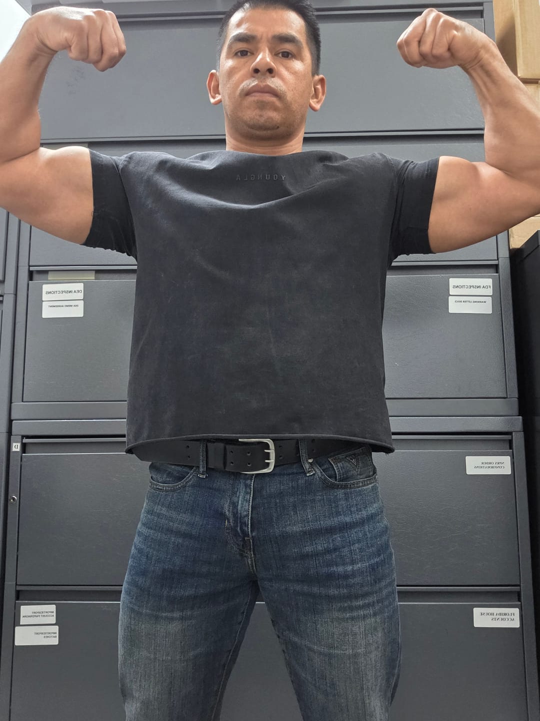 Customer photo review of 4097 - Cropped Tailored Tees