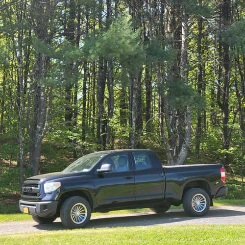 Customer photo review of CUSTOM FORGED TRUCK MONOBLOCK WHEELS: RV-MR04