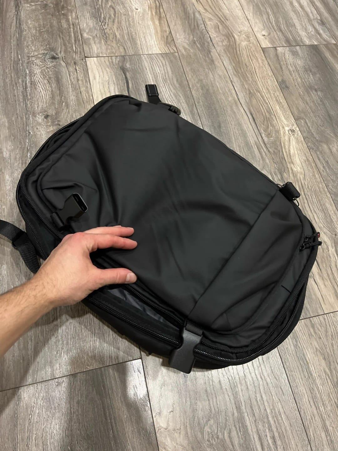 Customer photo review of Kompressions-Rucksack mit Vakuum-Kompression & Laptopfach für jede Reise