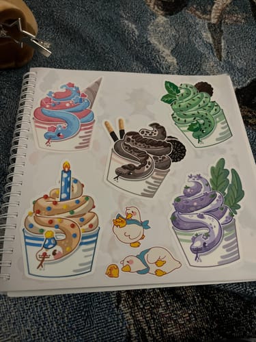 Customer photo review of Snake Yogurt Stickers Blind Bag Series 3