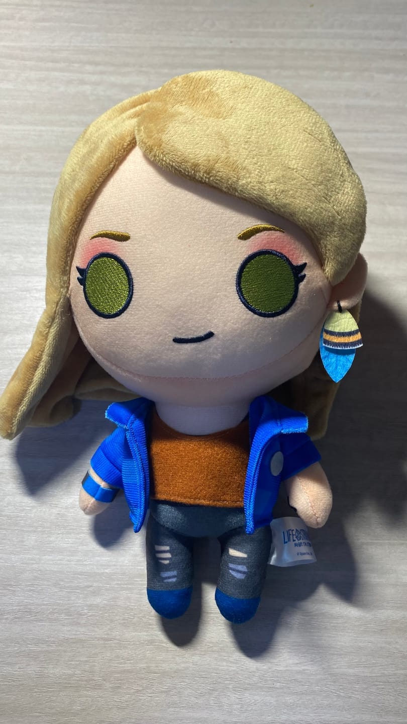 Customer photo review of Life is Strange - Rachel Amber Collector's Plush