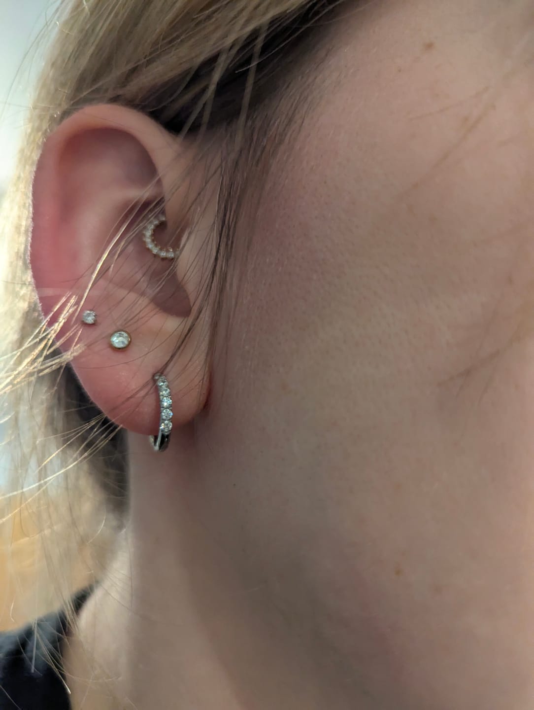 Customer photo review of Klara Ohrringe | 18K vergoldet