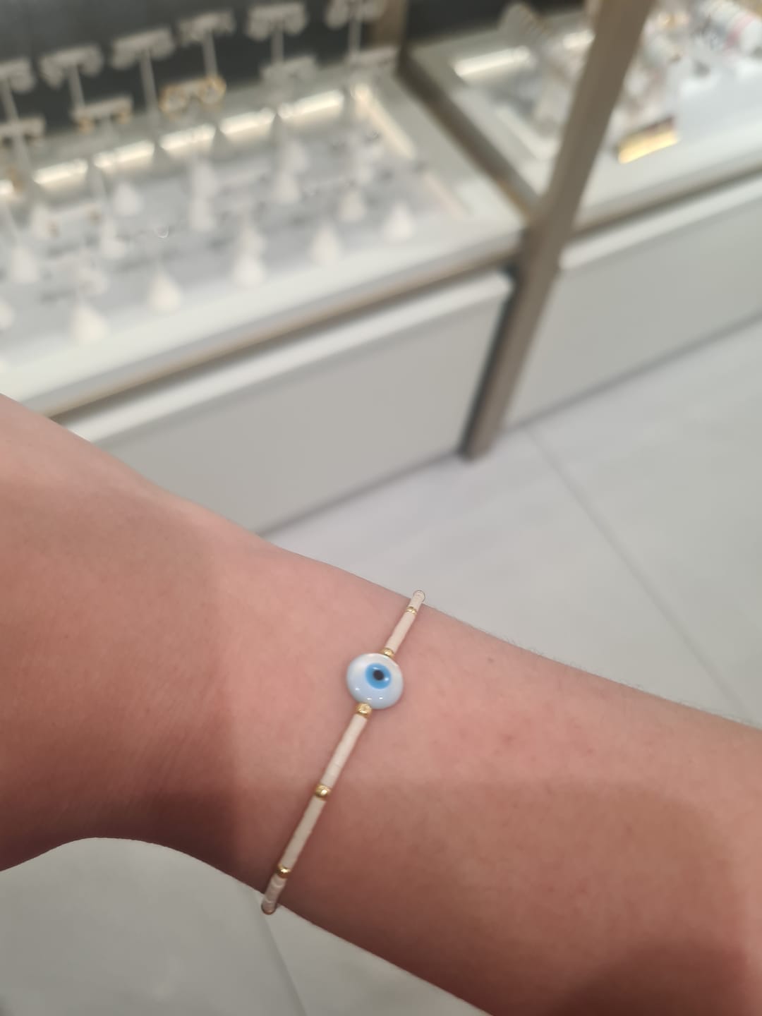 Customer photo review of Pulsera Chaquiras Con Ojo Turco