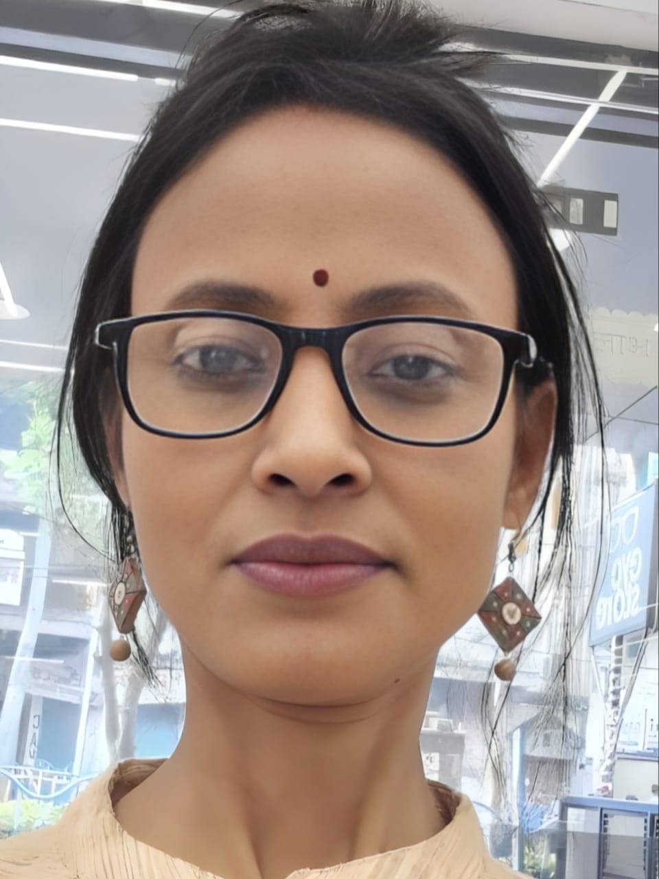 Customer photo review of Carrot & Niacinamide Glow and De-Tan Mineral Sunscreen | SPF 50+ | PA++++ | Sample