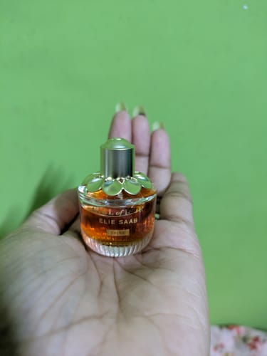 Customer photo review of Elie Saab Girl of Now Shine Eau De Parfum For Women Miniature 7.5ml