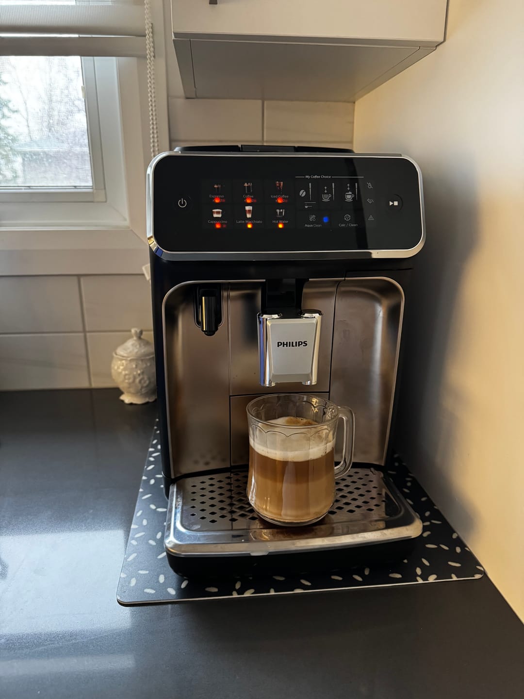 Customer photo review of Philips - Series 3300 LatteGo (SilentBrew)