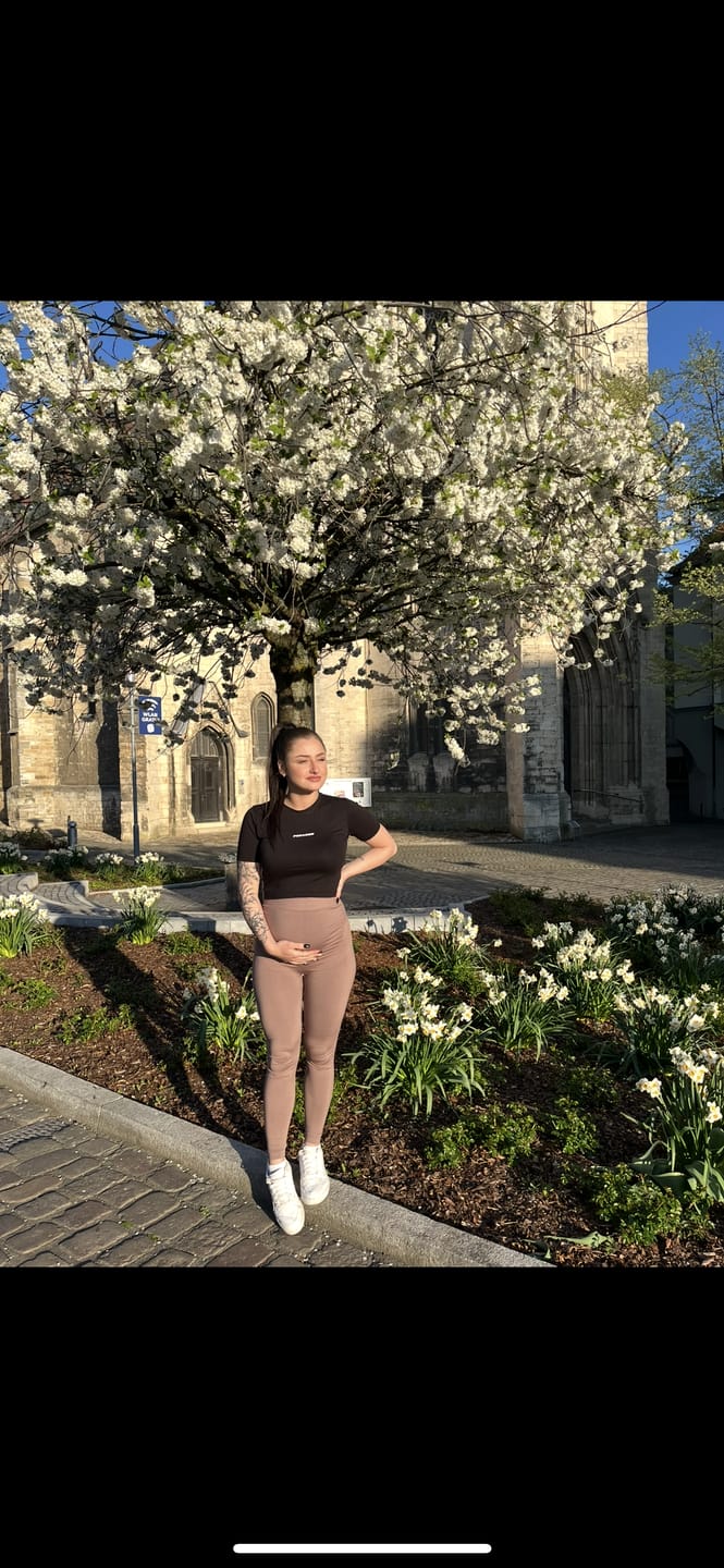Customer photo review of Schwangerschafts Leggings