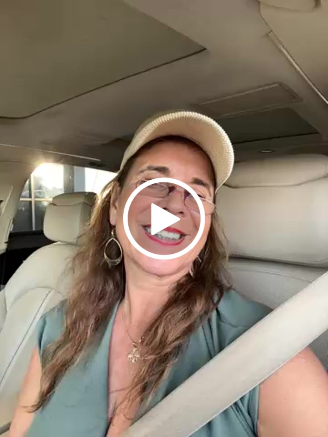 Customer video review of Readers + White Universal Pod Case