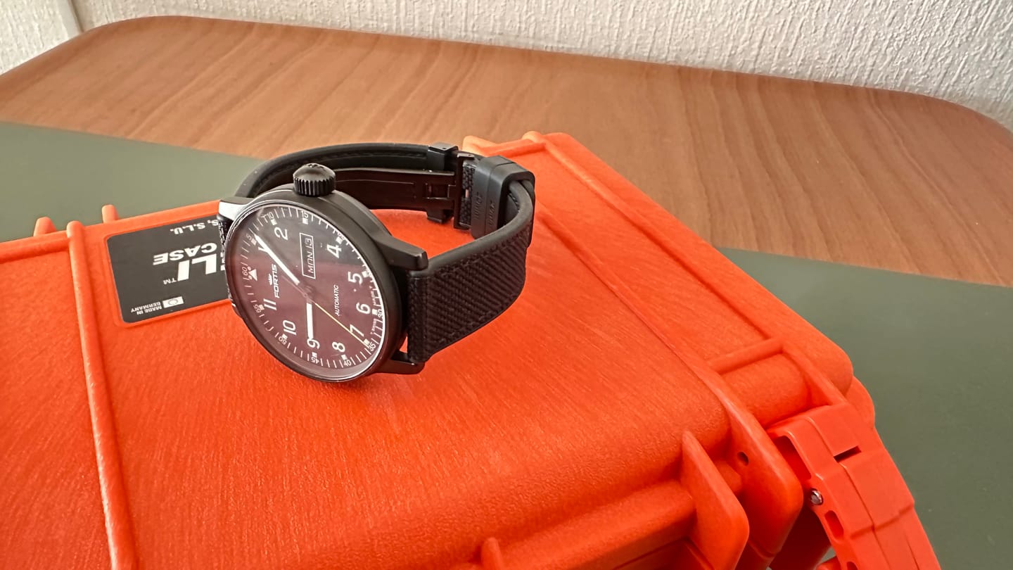 Customer photo review of Canvas & Rubber - Black