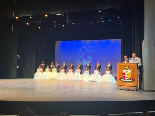 Customer photo review of Classic Red Solid Self-tied Bow Tie Pocket Square Cufflinks Set