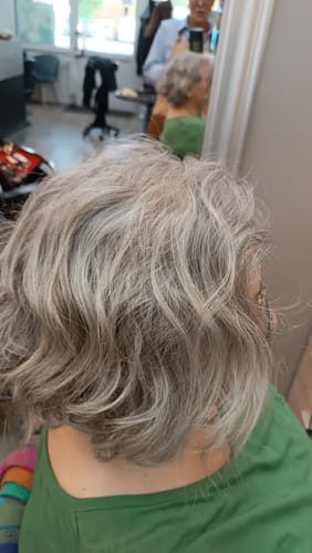 Customer photo review of 8% Apple-Wonder Haarseife (Haarglanz & fluffig-weiches Haar)