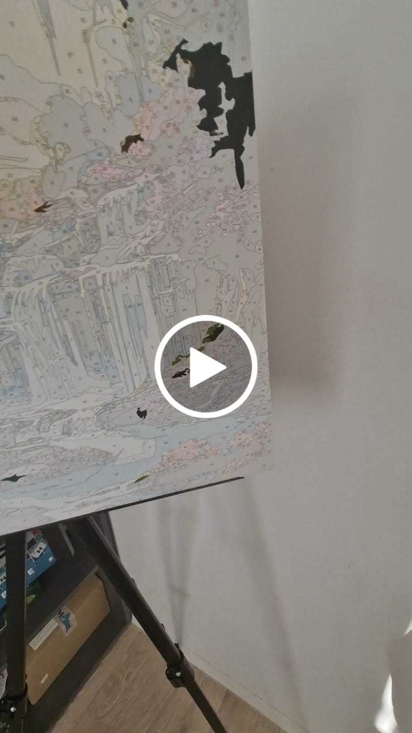 Customer video review of Adjustable Aluminum Easel