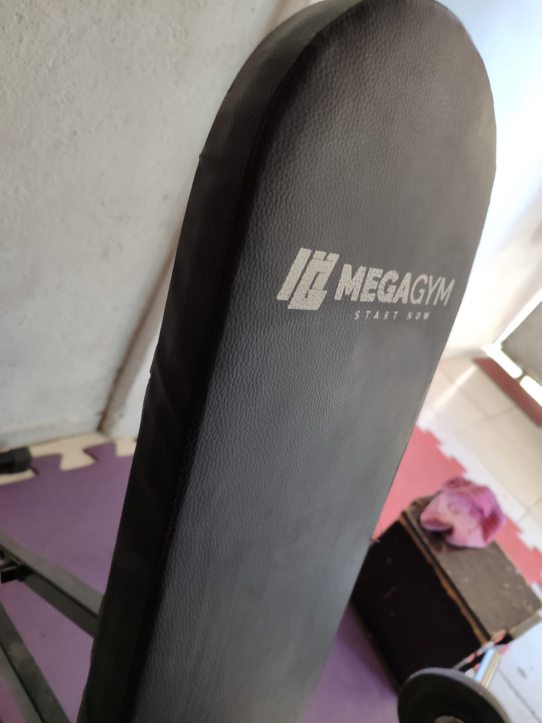 Customer photo review of Banco de musculação 6x1 posições