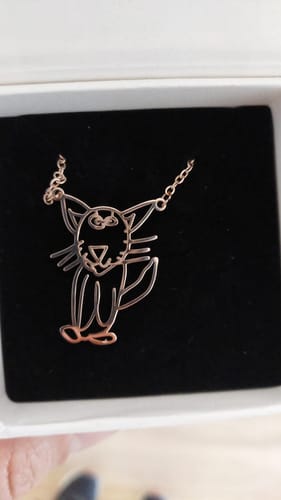 Customer photo review of Children's Drawing As A Necklace Or Pendant