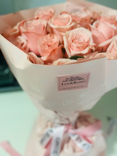 Customer photo review of Lexi Box - Pink