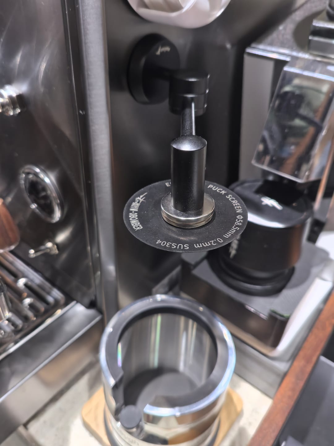Customer photo review of Multi-Function Magnetic Puck Screen Holder