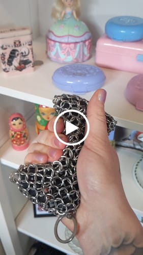 Customer video review of Chain Maille 'Picking' Squishy Pad