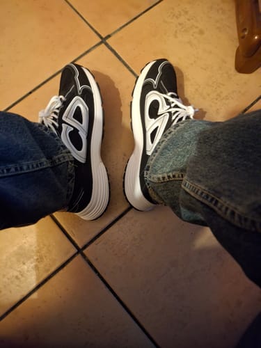 Henrique R. review of Dior B30 Black and White image 1 out of 1