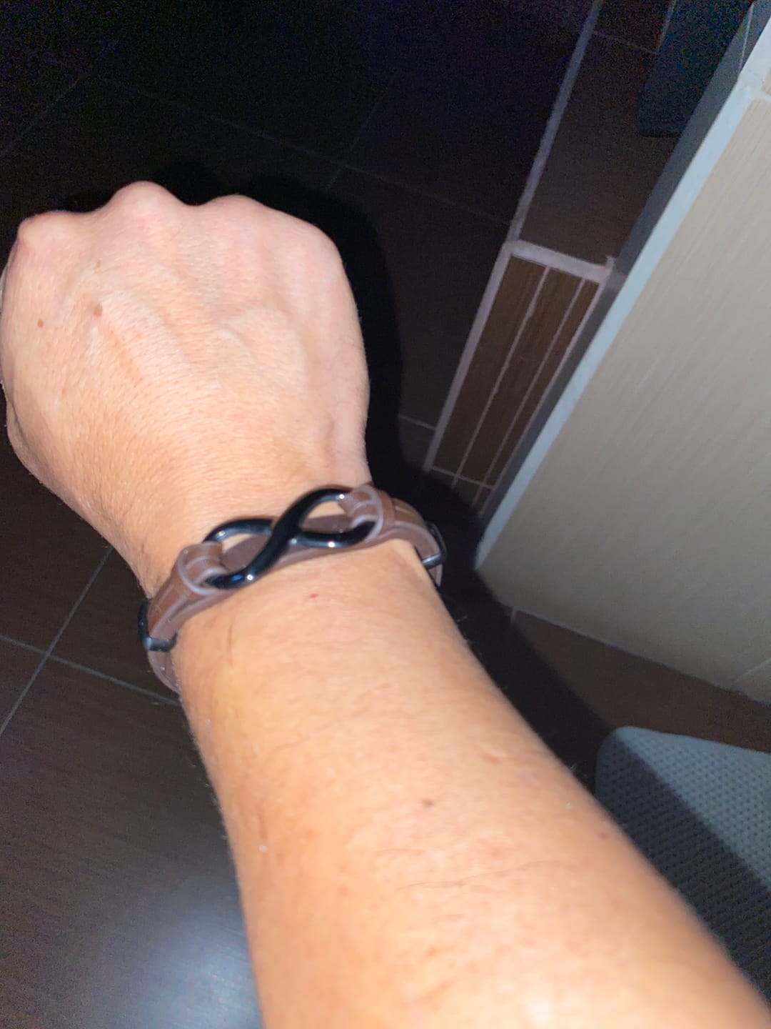 Customer photo review of Pulsera Infinito - Piel Natural