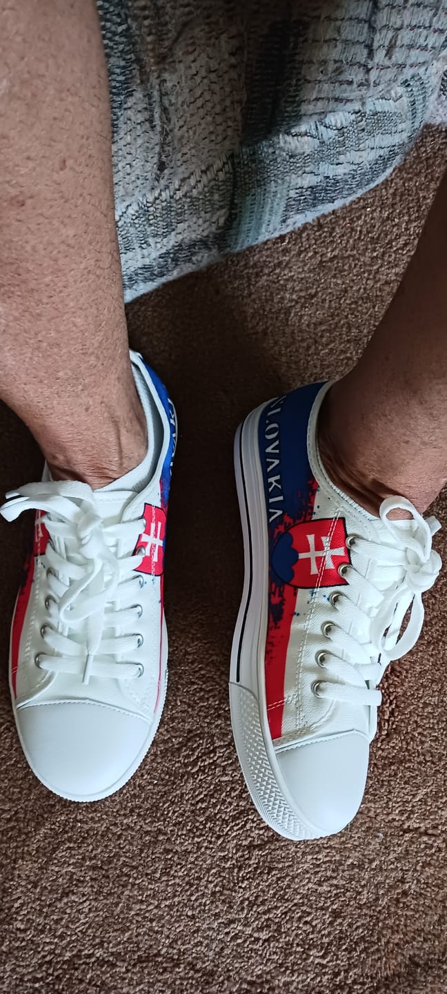 Customer photo review of Slovakia Special Low Top Shoes RLT13