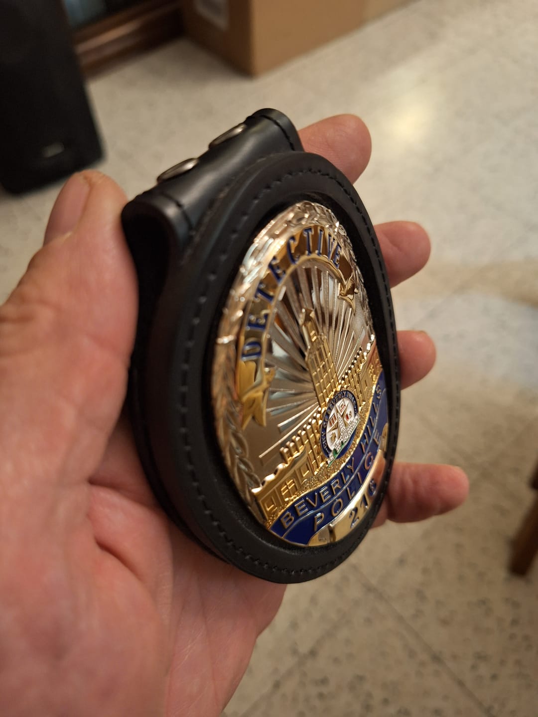 Customer photo review of Genuine Leather Oval Holder/ Holster/ Wallet For LAPD Los Angeles Police Badges