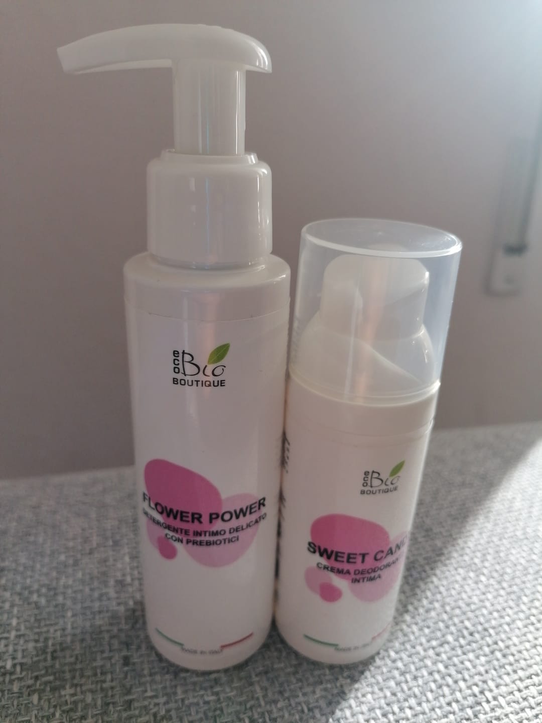 Customer photo review of V Skincare Kit