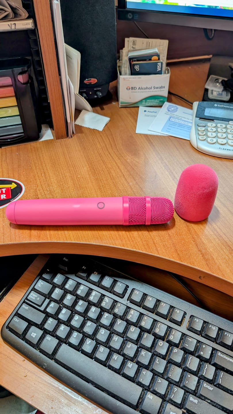 Customer photo review of Wireless Handheld Microphone