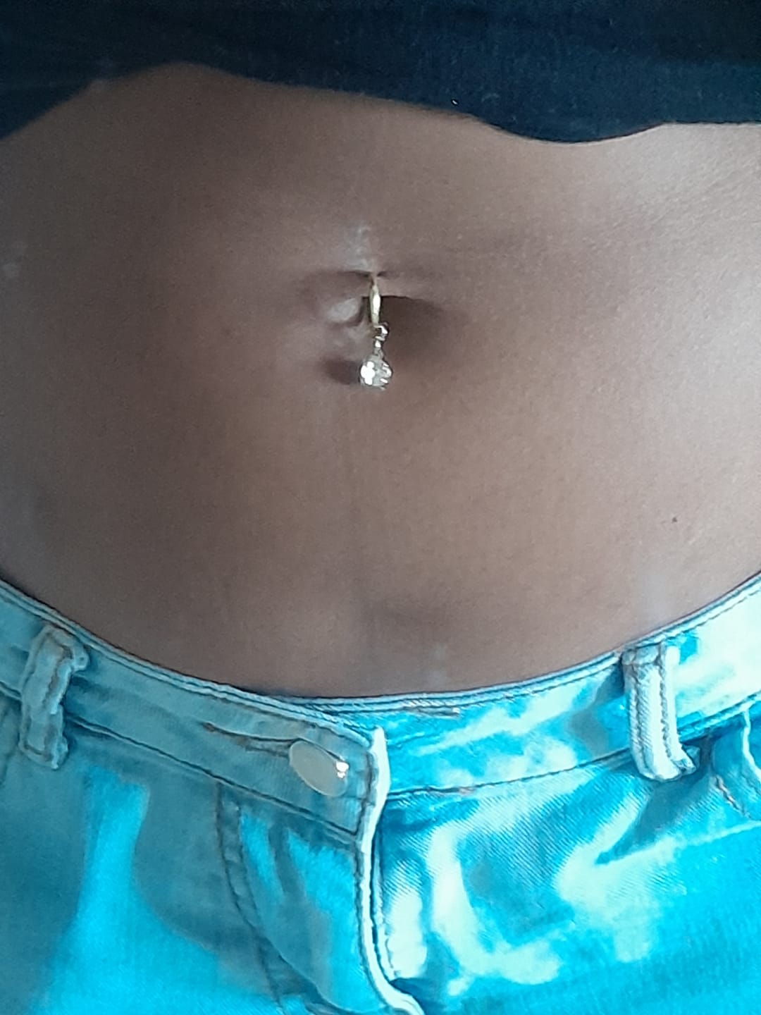 Customer photo review of Faux piercing Lisa