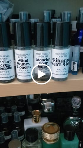 Customer video review of TF367 F*****g Body Oil Fab - Unisex