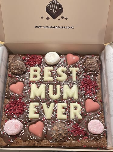 Customer photo review of Custom message heart brownie