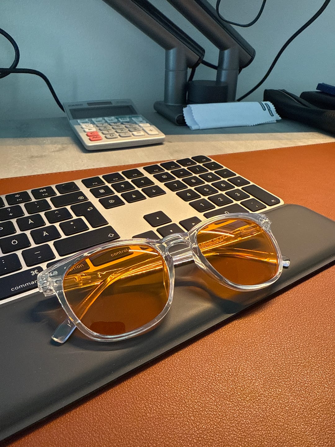 Customer photo review of 01 Clear Enhanced™