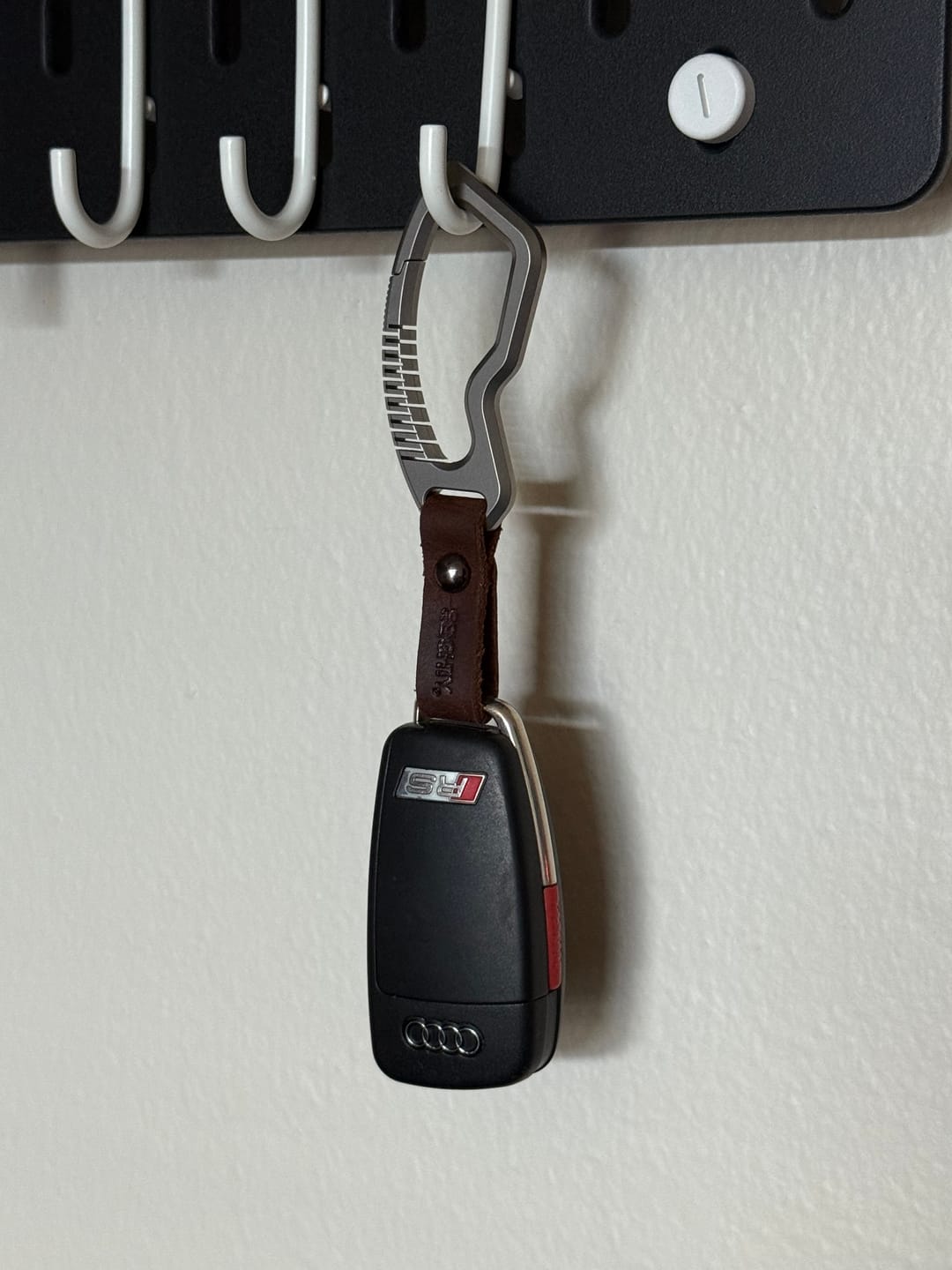 Customer photo review of 80Eighty®  Titanium Carabiner Keychain
