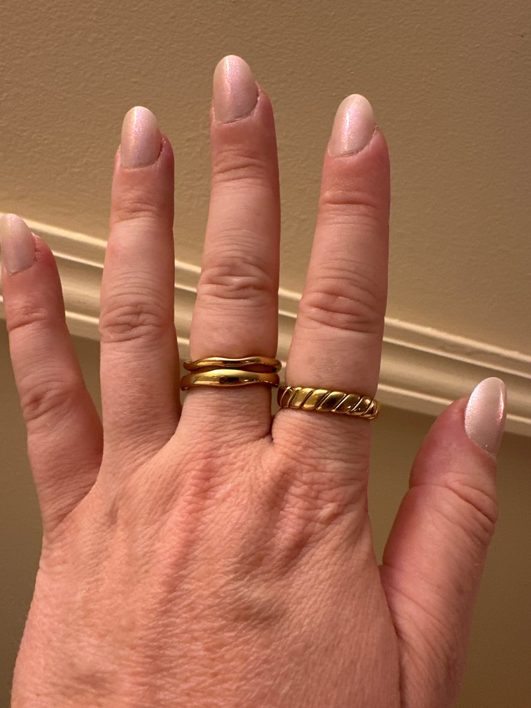 Customer photo review of Calira Twisted Infinity Ring