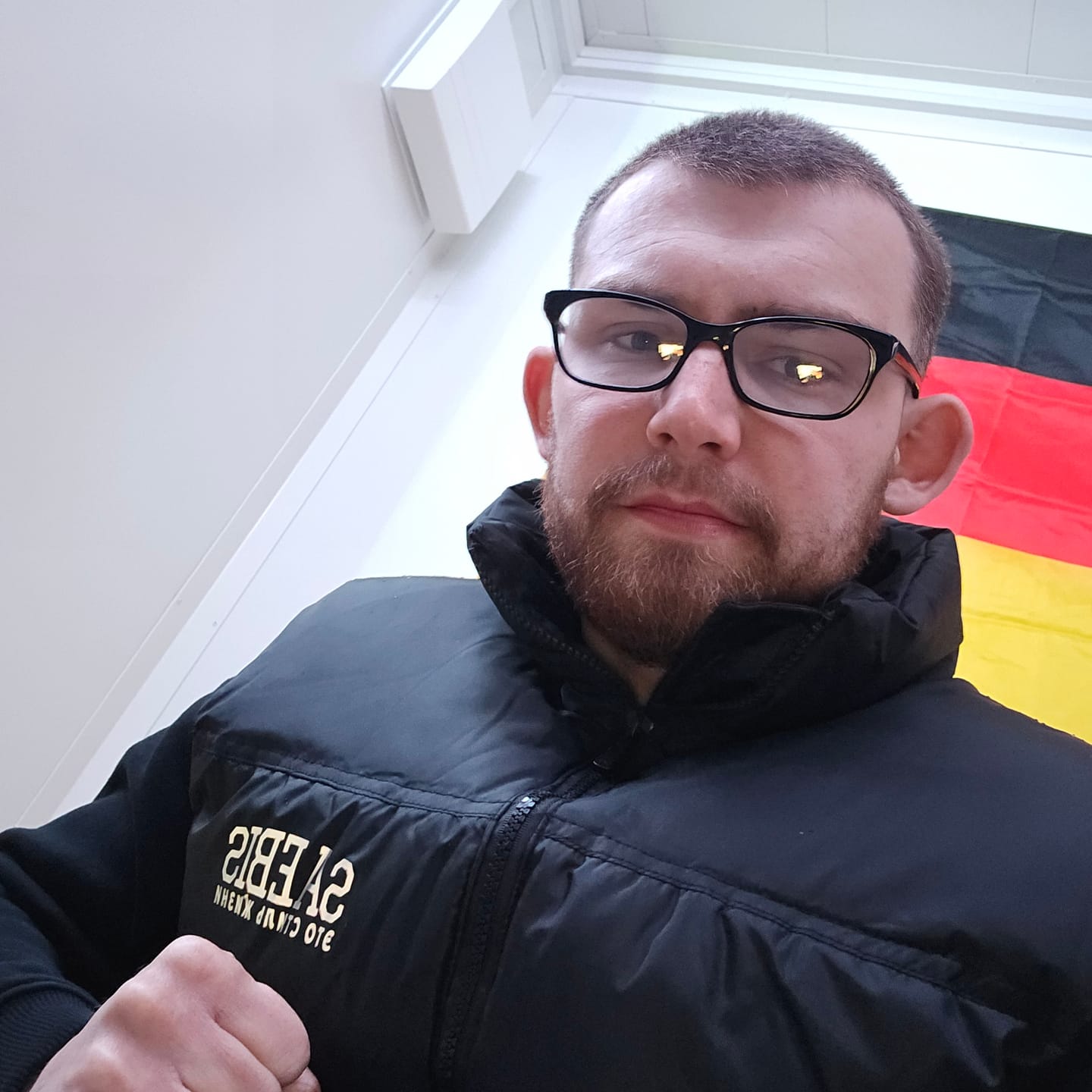 Customer photo review of Lifestyle Herren Weste gefüttert, mit Reißverschluss schwarz by SAEBIS®