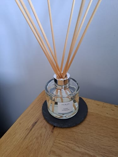 Customer photo review of Baby Powder Reed Diffuser