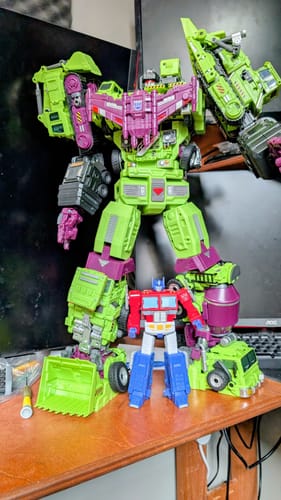 Customer photo review of JB Jinbao Devastator 2.0 Upgrade Kit (Oversized GT-01 GT01 Gravity Builder) Loose Pack