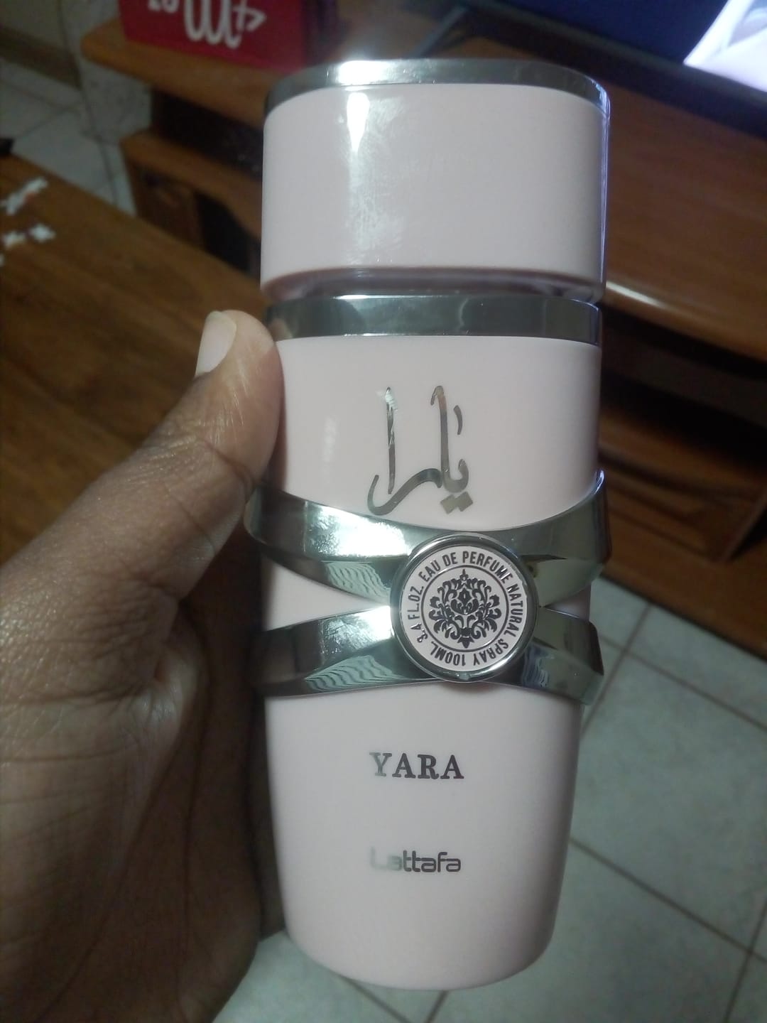 Customer photo review of Yara lattafa 100ml Eau de Parfum