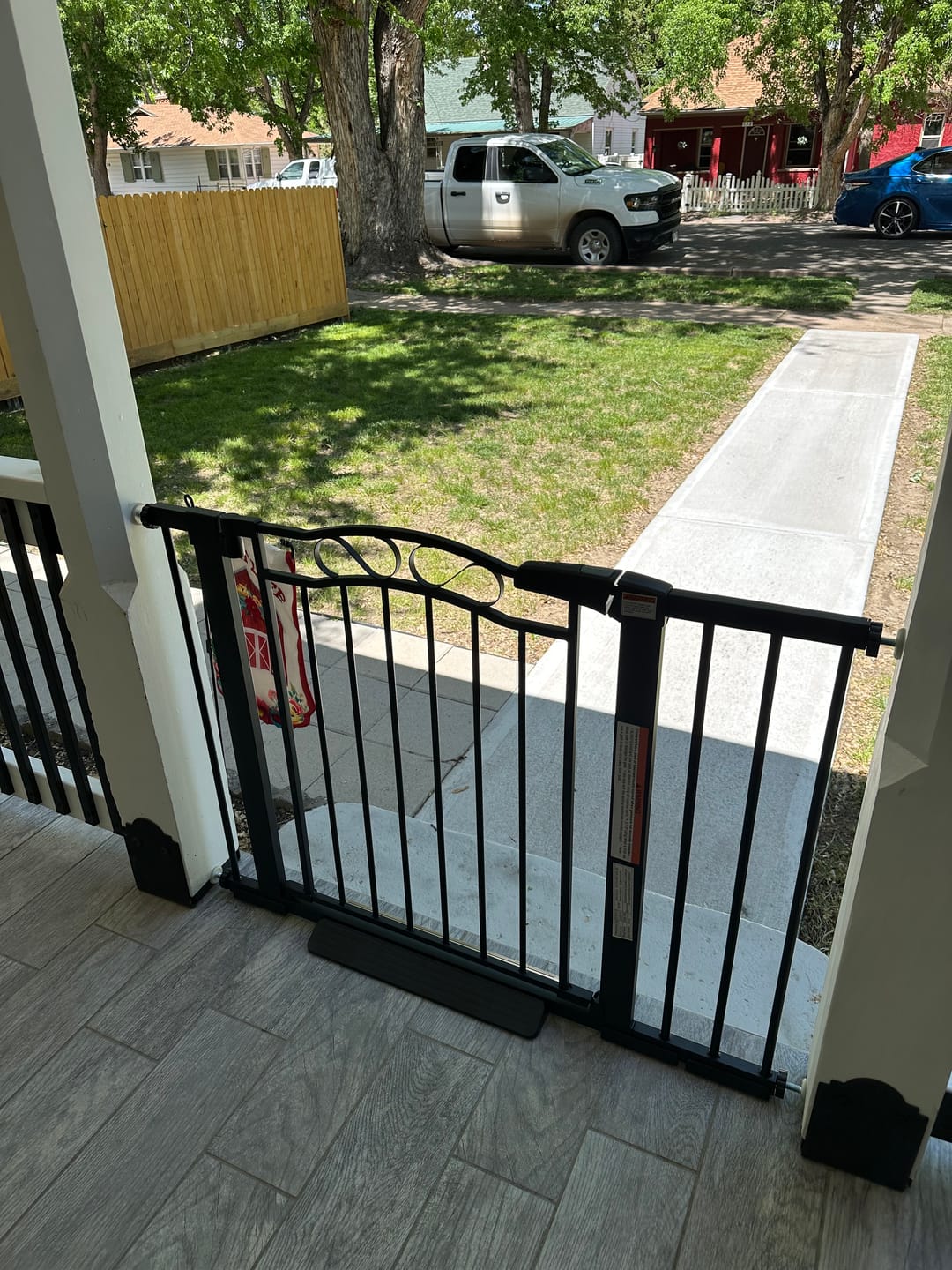 Rick F. review of FairyBaby Arch-Shaped Walk Through Baby Gate With 23.5" Extra Wide Walk Through Door