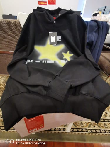 Customer photo review of [2ND PRE-ORDER] BTS J-HOPE - HOPE ON THE STAGE OFFICIAL MD HOODIE (BLACK)