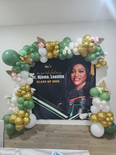 Customer photo review of 2025 Graduation Party Backdrop Congraduation Party Decorations
