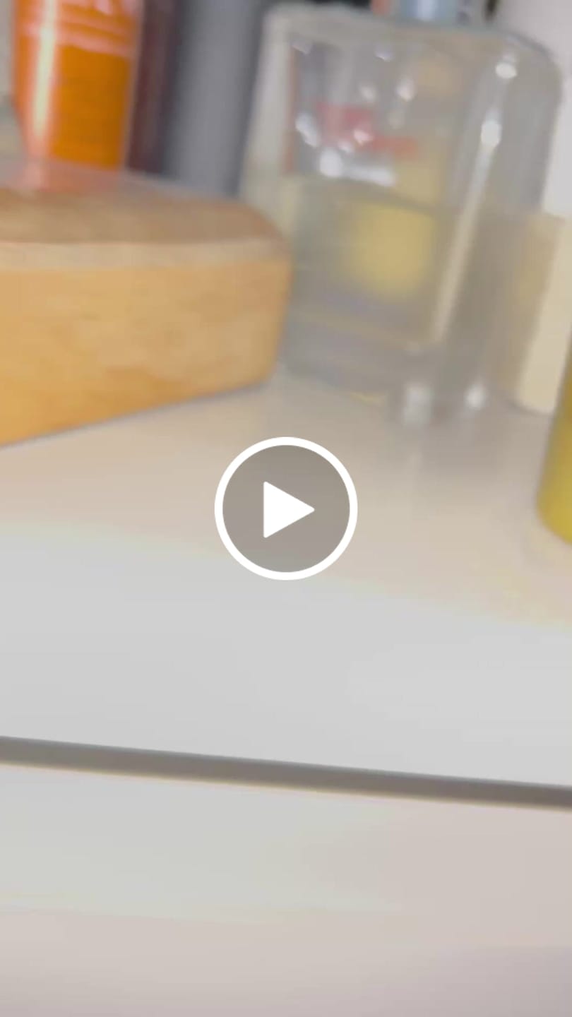 Customer video review of 3 X 50ml Perfume Set