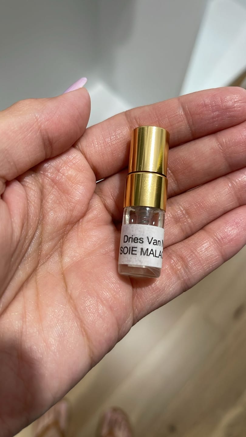 Customer photo review of Dries Van Noten - Soie Malaquais Eau de Parfum