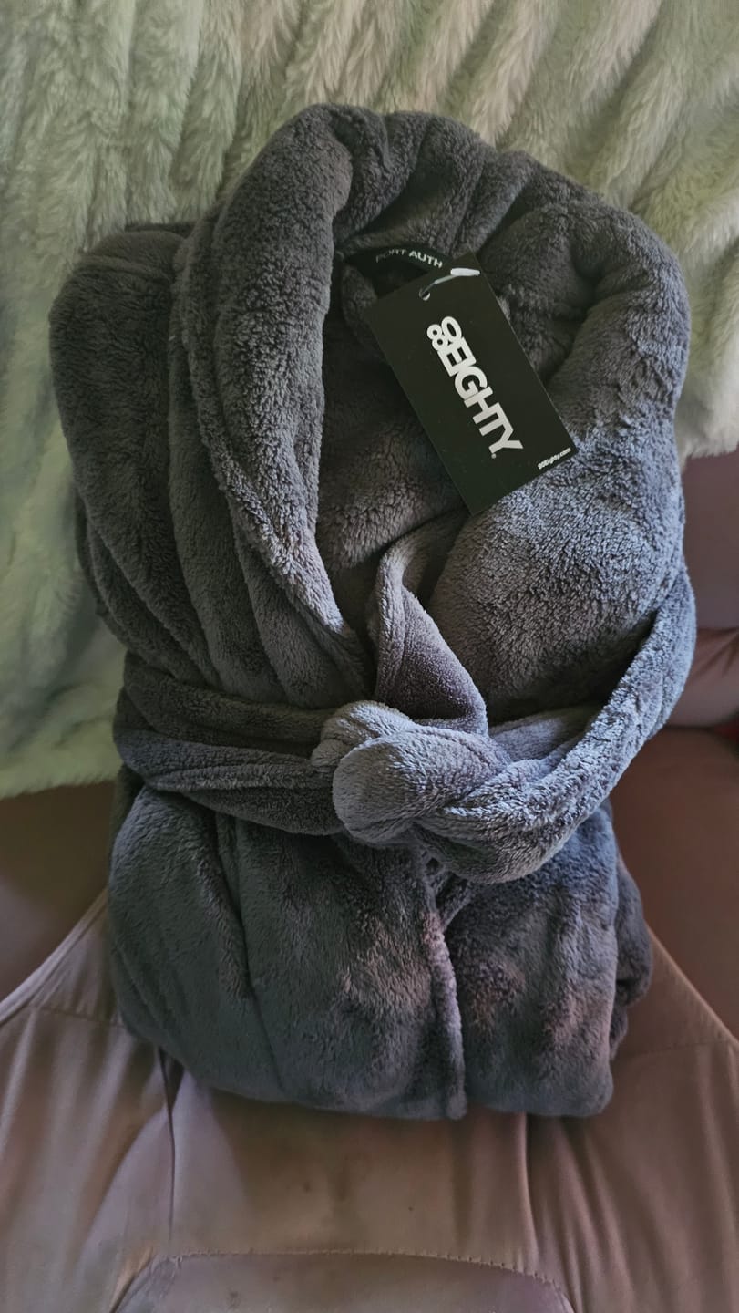 Customer photo review of 80Eighty® Plush Microfleece Robe