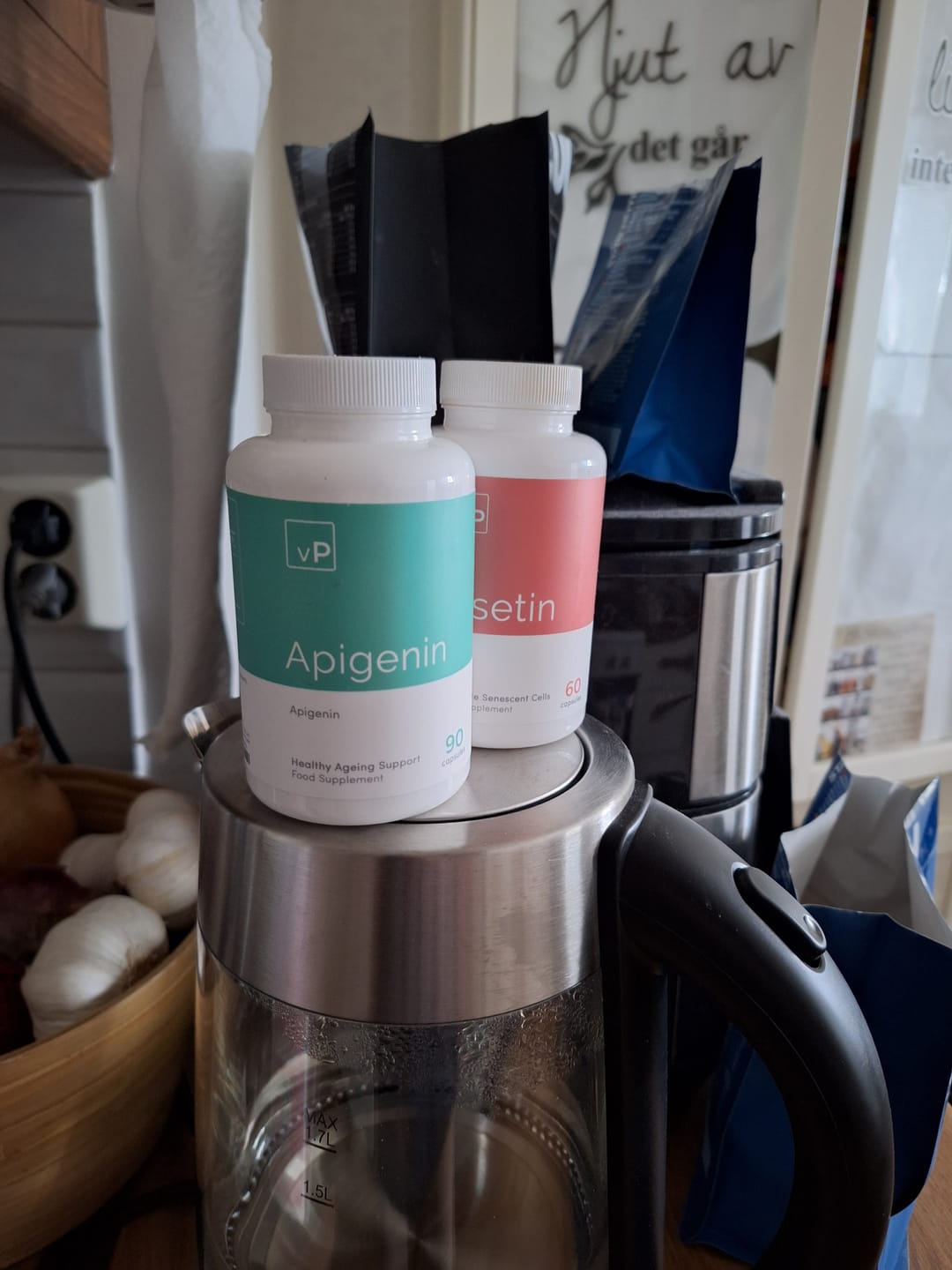 Customer photo review of Apigenin