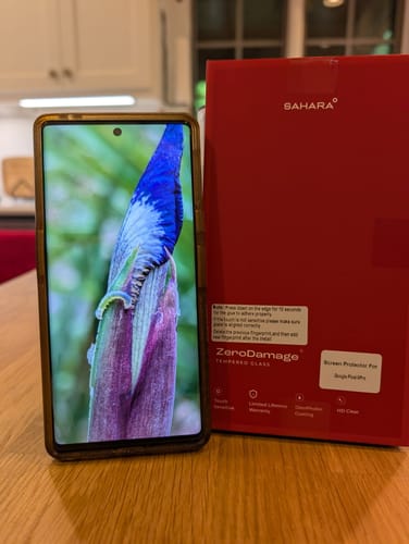 Customer photo review of ZeroDamage Ultra Strong Tempered Glass Screen Protector - Google Pixel 6 Pro