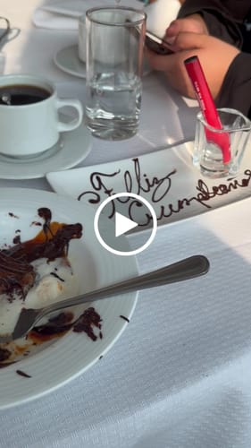 Customer video review of Mejorar postre por Esfera de Chocolate