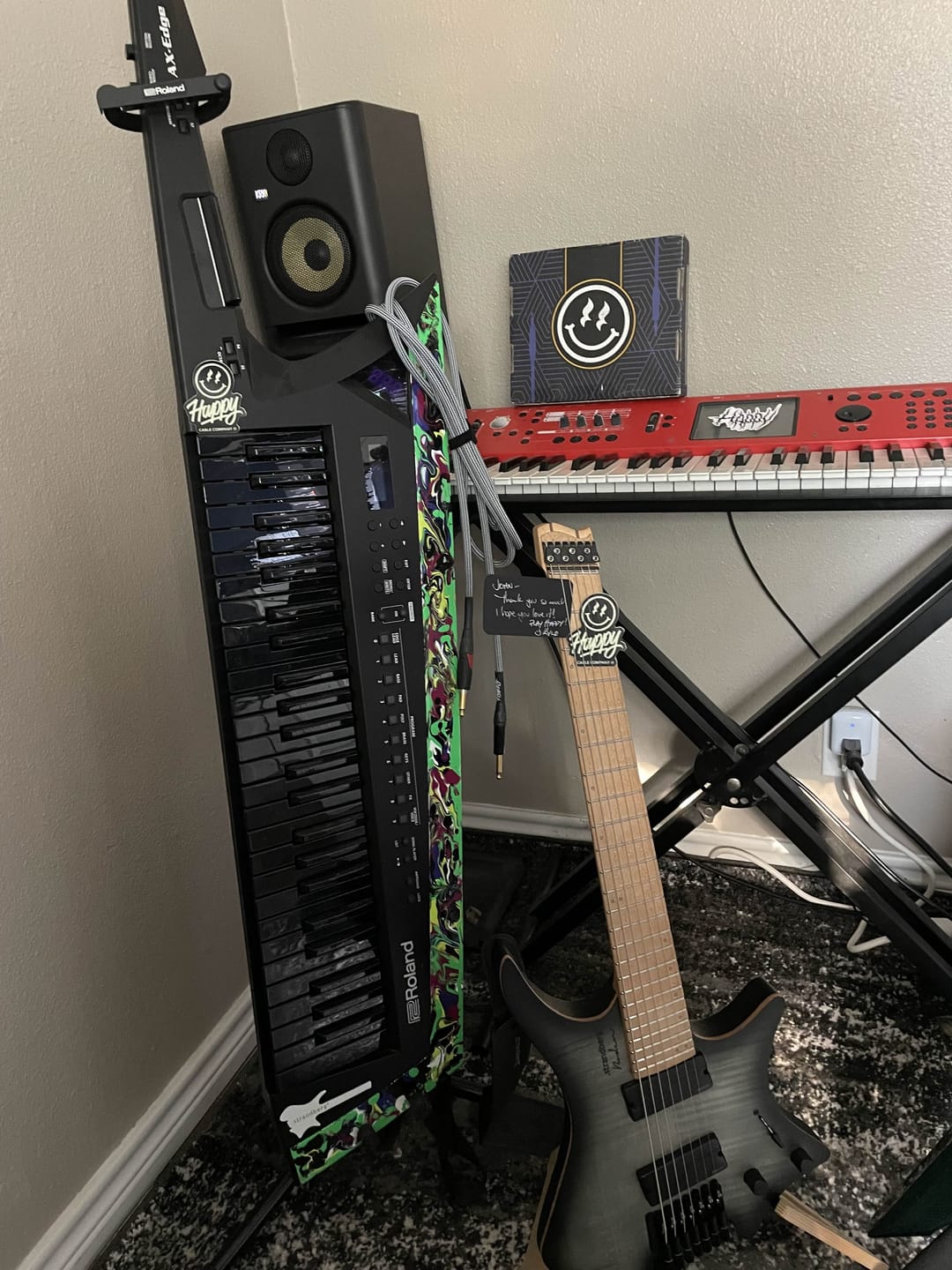 Customer photo review of Strandberg Spark Ceramic Colorshield Instrument Cable - Black/White w/ Green