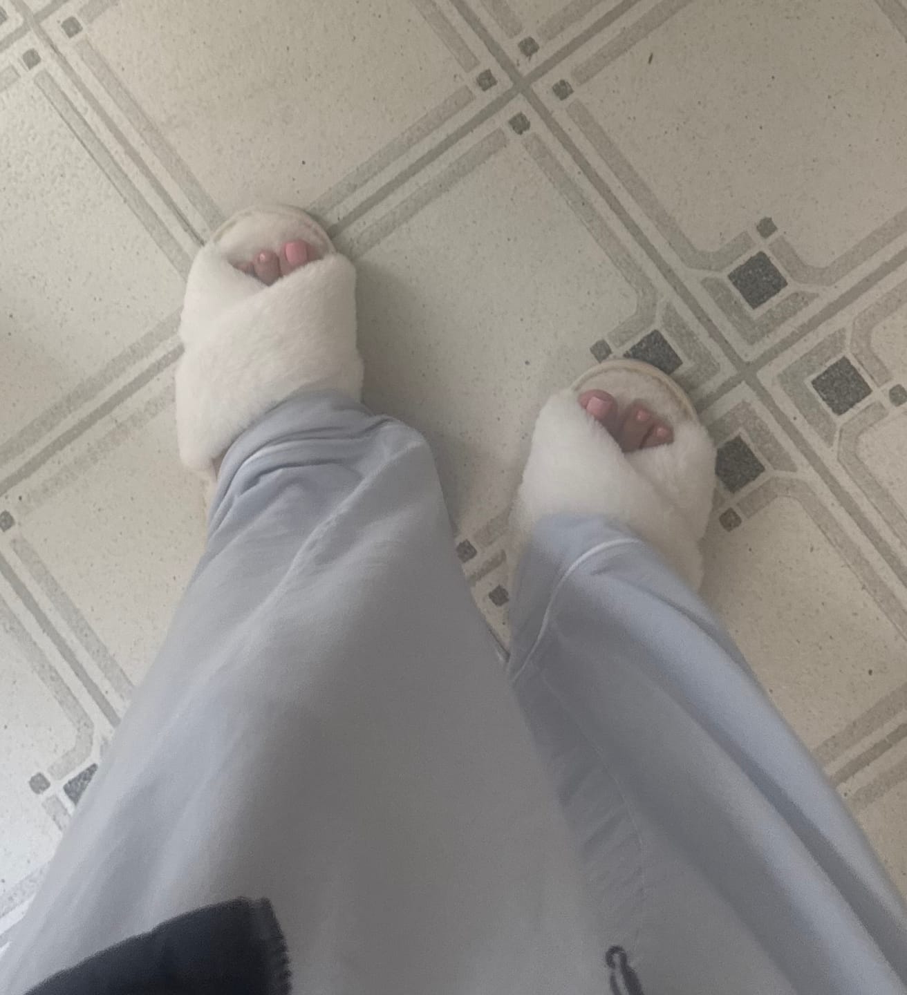 Customer photo review of Nordic Cozy Cross Band Slippers