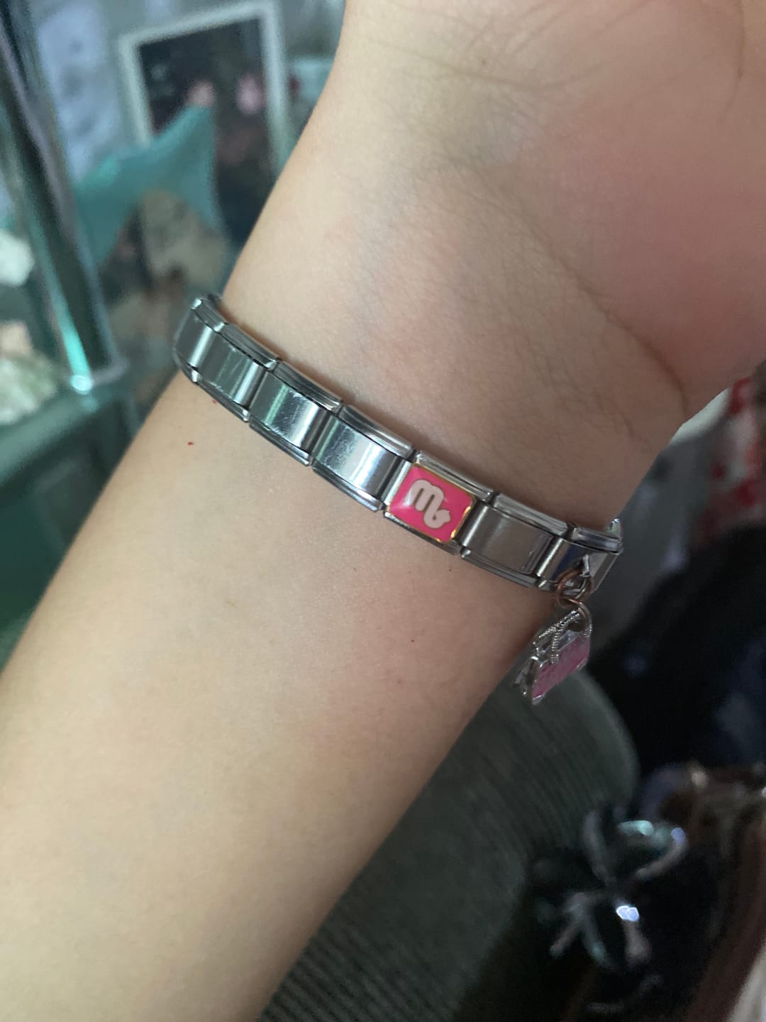 Customer photo review of Charm Signo Zodiacal