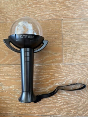 Customer photo review of &TEAM - OFFICIAL LIGHT STICK